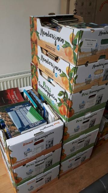 Partij van ca. 400 boeken beschikbaar voor biedingen
