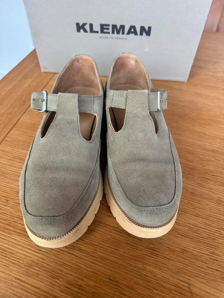 Kleman Dalior Olijfgroen Suède Schoenen in nieuwstaat, Kleding | Dames, Schoenen, Zo goed als nieuw, Instappers, Groen, Ophalen of Verzenden