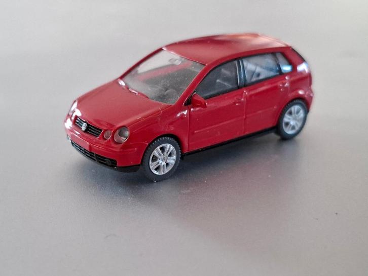 1:87 Volkswagen VW Polo 9n rood Wiking € 8, Hobby en Vrije tijd, Modelauto's | 1:87, Zo goed als nieuw, Auto, Wiking, Verzenden