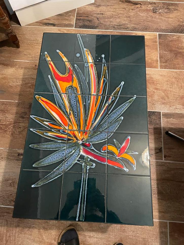 Vintage Tegel Salontafel met Bloemenmotief, Huis en Inrichting, Tafels | Salontafels, Gebruikt, Minder dan 50 cm, Minder dan 50 cm
