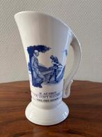 Wedgwood schenkkan, blauw wit golf, spreekwoorden., Ophalen of Verzenden