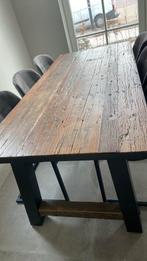 Robuust houten eetkamertafel met ijzeren details, Huis en Inrichting, Tafels | Eettafels, Zo goed als nieuw, Ophalen