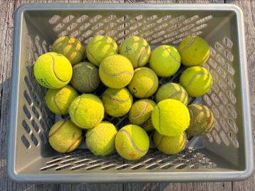 Tennisballen | Gebruikt | Ruim 20 beschikbaar voor biedingen