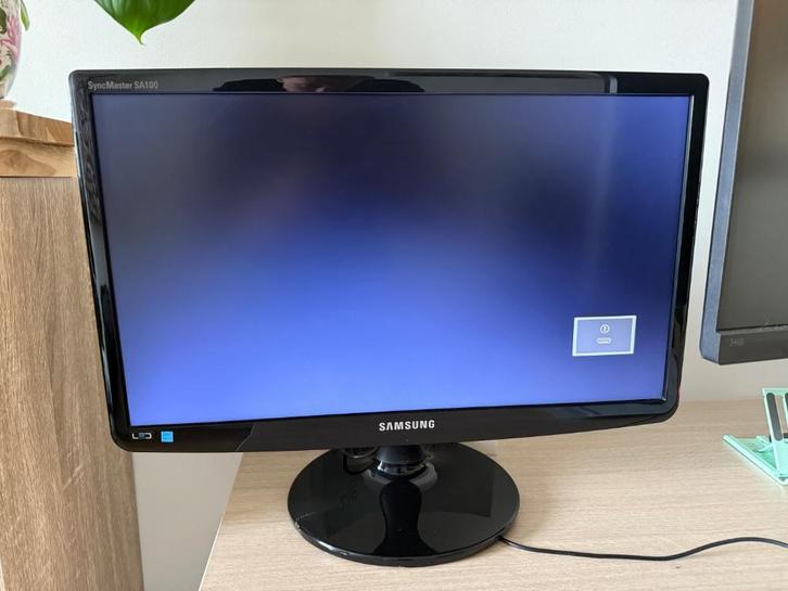 Samsung monitor / beeldscherm (gratis, ruilen), Computers en Software, Monitoren, Gebruikt, 60 Hz of minder, DisplayPort, DVI