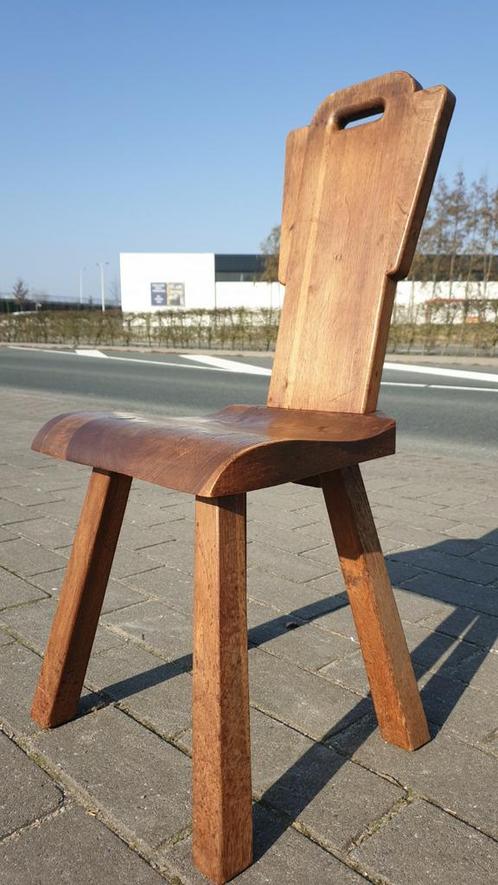 Vintage brutalist chair oak, Belgium Constructivisme '70s, Huis en Inrichting, Stoelen, Gebruikt, Eén, Hout, Bruin, Ophalen of Verzenden