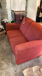Mooi rood tweezits bankje. Gratis, Tweepersoons, 75 tot 100 cm, Ophalen of Verzenden, Zo goed als nieuw