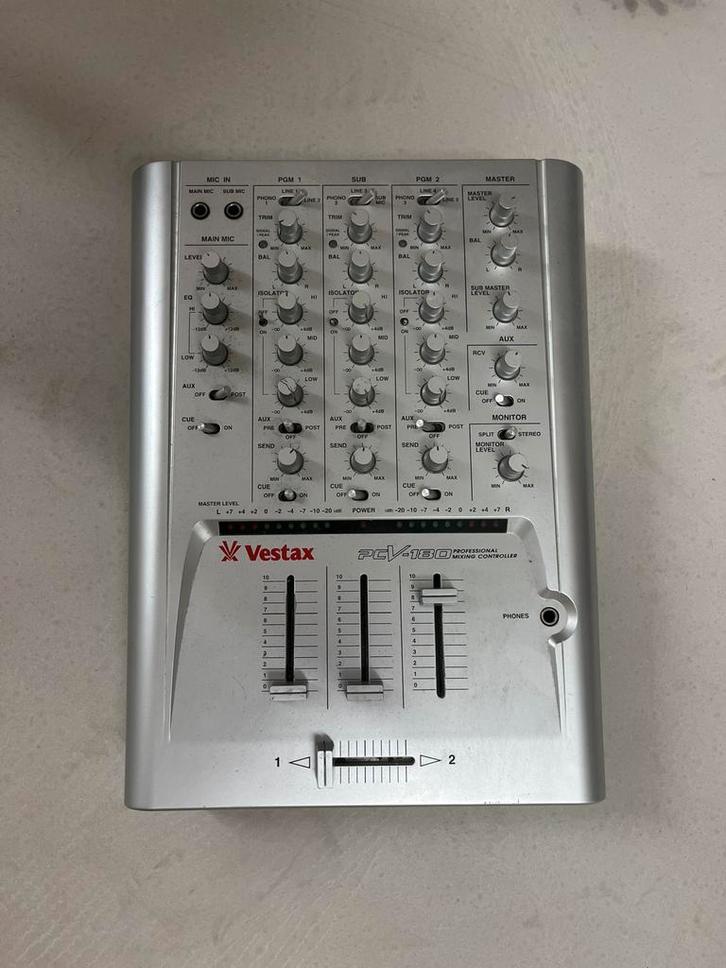 Vestax pcv 180 mixer mengpaneel, Muziek en Instrumenten, Mengpanelen, Zo goed als nieuw, Ophalen