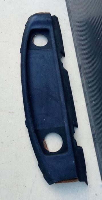 Ford Sierra Mk2 sedan hoedenplank beschikbaar voor biedingen