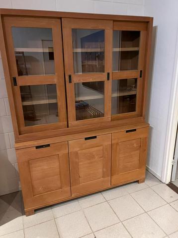 Vitrinekast teak beschikbaar voor biedingen
