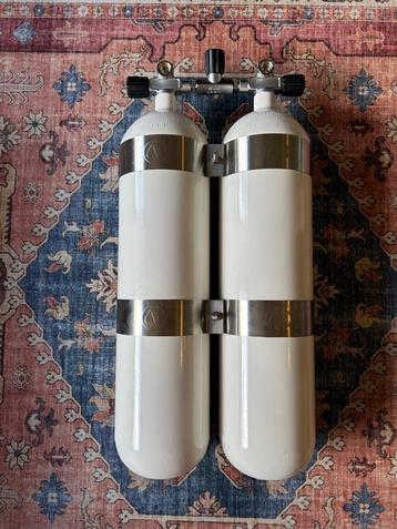 Stalen dubbelset 12 liter, dubbel 12 NIEUW beschikbaar voor biedingen