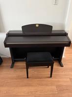 Digitale piano Yamaha Clavinova en pianokruk, Ophalen, Gebruikt, Bruin, Digitaal