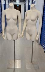 2 vrouwelijke mannequin poppen (bovenlichaam met armen), Ophalen