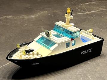 Lego 4010 " Politieboot" beschikbaar voor biedingen