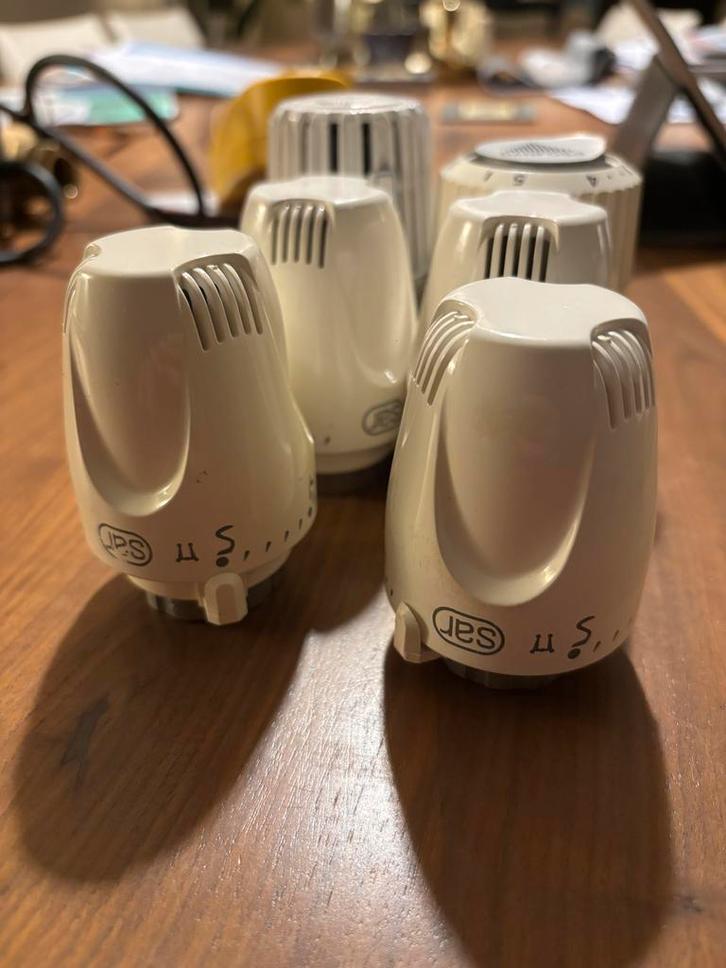 Thermostaatknoppen - SAR, Danfoss, Heimeier - 6 stuks, Doe-het-zelf en Verbouw, Thermostaten, Gebruikt, Ophalen of Verzenden