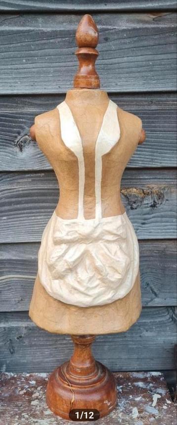 Grote brocante buste /papier mache beschikbaar voor biedingen