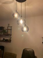 Mooie hanglamp met 3 glazen bollen, Huis en Inrichting, Lampen | Hanglampen, Ophalen of Verzenden, Zo goed als nieuw, Glas, 50 tot 75 cm