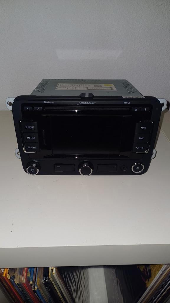 Skoda RNS310 radio origineel amundsen navigatie | bieden, Auto diversen, Autoradio's, Zo goed als nieuw, Ophalen of Verzenden