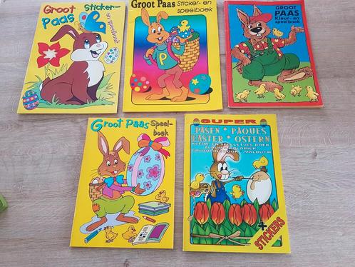 5x groot paas kleur-, sticker- spelletjes- en speelboek., Diversen, Pasen, Ophalen of Verzenden