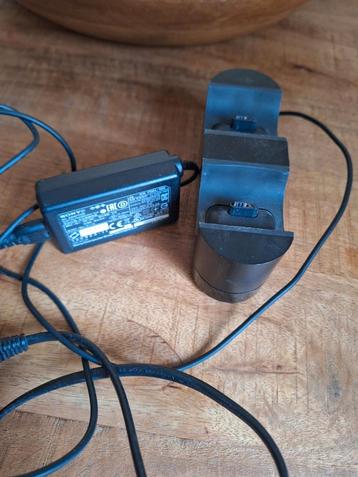 Playstation Controller Oplader + Adapter beschikbaar voor biedingen