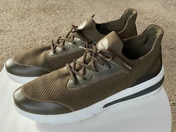 Geox sneakers maat 44 beschikbaar voor biedingen