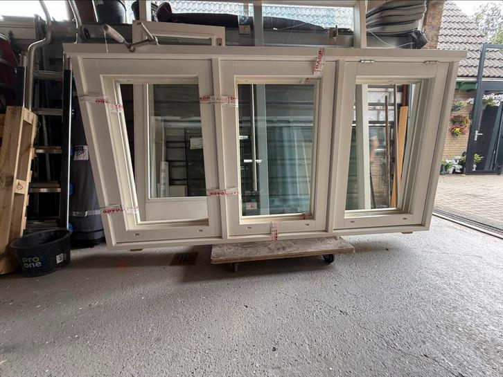 Kozijn Marantie nog 1 stuk, Doe-het-zelf en Verbouw, Kozijnen en Schuifpuien, Nieuw, Raamkozijn, Hout, Ophalen of Verzenden