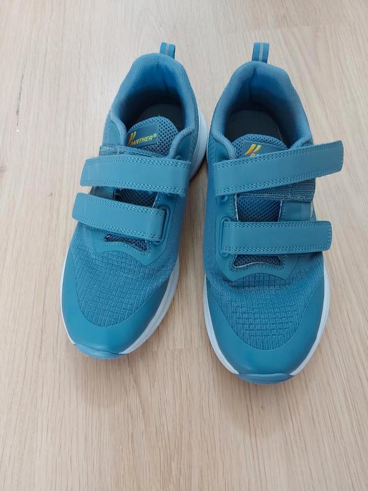 Zaal/gymschoenen van Panther. Maat 38, Kinderen en Baby's, Kinderkleding | Schoenen en Sokken, Gebruikt, Sportschoenen, Jongen of Meisje