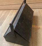 Metalen gereedschapskistje, Ophalen, Gebruikt