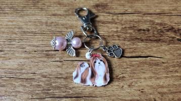 Sleutelhanger Shih tzu met beschermengeltje beschikbaar voor biedingen