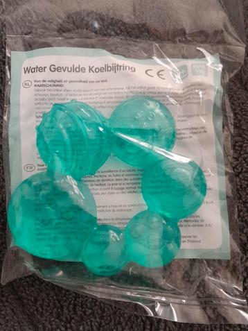 Nieuwe Water Gevulde Koelbijtring beschikbaar voor biedingen