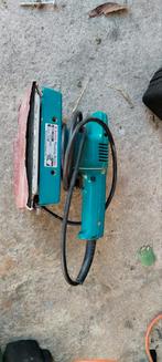 Schuurmachine - Makita band chuurmachine, Doe-het-zelf en Verbouw, Ophalen, Gebruikt, Minder dan 600 watt, Bandschuurmachine