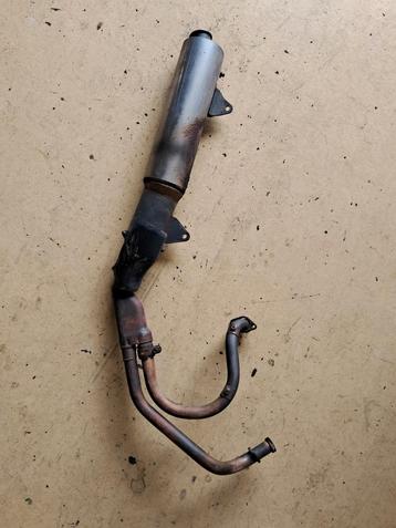 Uitlaatsysteem compleet Honda Africa Twin XRV750 RD04 beschikbaar voor biedingen
