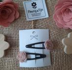 2 klikklak speldjes zwart 5 cm met vilten oud roze roosje, Ophalen of Verzenden, Nieuw