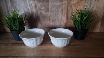 Queens plain cereal kommen 13,5 cm schaaltjes Uniek zeldzaam beschikbaar voor biedingen