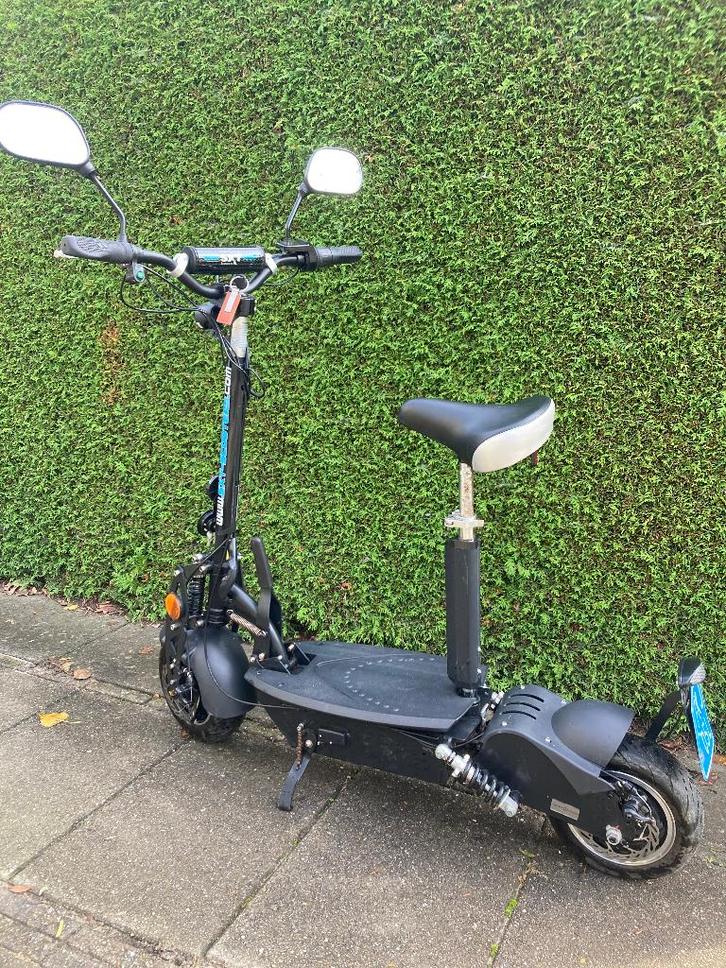 Motoped Accustep SXT 500 EEC, Fietsen en Brommers, Steps, Gebruikt, Elektrische step (E-scooter), Ophalen