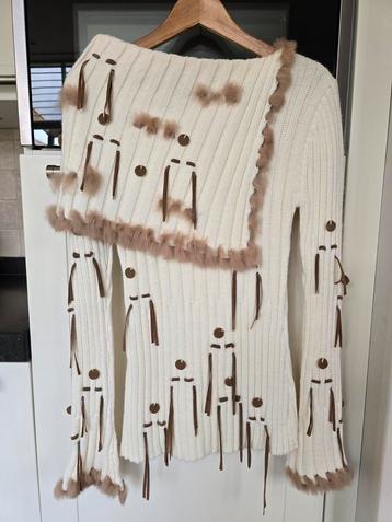 Ecru trui met bont en suede details - Maat M beschikbaar voor biedingen