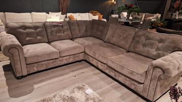 UrbanSofa San remo hoekbank met hocker beschikbaar voor biedingen