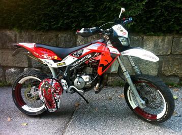 Gezocht sloop frame aprilia sx 50 met kenteken  beschikbaar voor biedingen