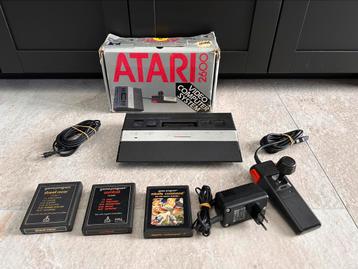 Atari 2600 junior in doos beschikbaar voor biedingen
