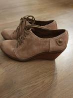 Clarks Sleehak Schoenen - Maat 7.5 (41/41.5), Bruin, Ophalen of Verzenden, Zo goed als nieuw, Clarks