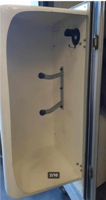 Ongebruikte zadelkast / zadelkamer voor paardentrailer! beschikbaar voor biedingen