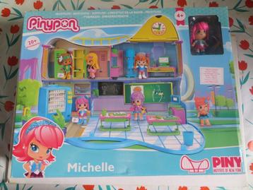 PINYPON -- MICHELLE -- PINY INSTITUTE OF NEW YORK beschikbaar voor biedingen