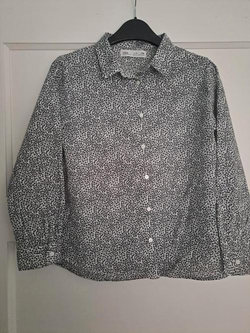 Zara blouse panterprint maat 134, Kinderen en Baby's, Kinderkleding | Maat 134, Zo goed als nieuw, Meisje, Overhemd of Blouse