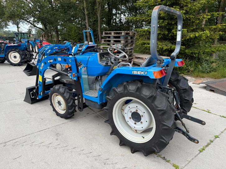 Iseki Geas 25 met voorlader, Zakelijke goederen, Machines en Bouw | Tuin, Park en Bosbouw, Overige typen