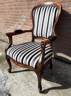 Fauteuil in nog erg nette staat met velours bekleding., Ophalen, Hout, Gebruikt, Klassiek