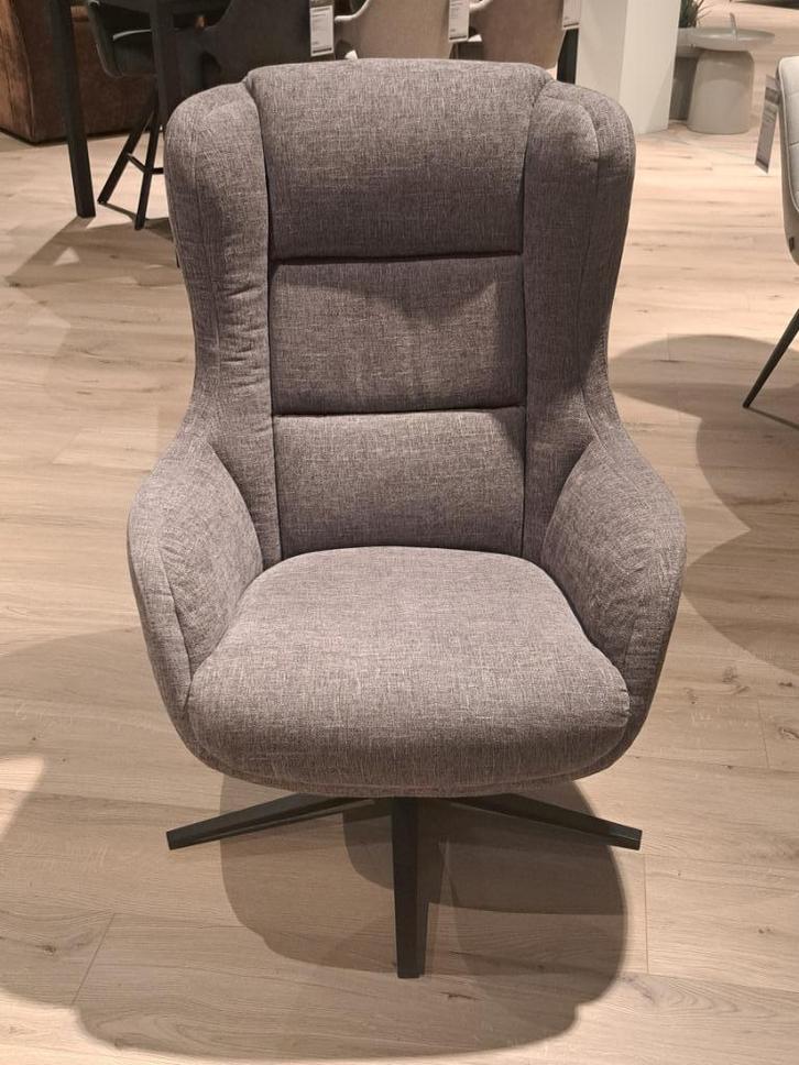 nu of nooit! Draaifauteuil Latina, Huis en Inrichting, Fauteuils, Zo goed als nieuw, Metaal, Stof, 75 tot 100 cm, 75 tot 100 cm