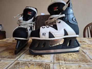 Faver IJshockey schaatsen maat 37 beschikbaar voor biedingen
