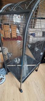 Te koop papegaaienkooi., Ophalen, Zo goed als nieuw, Metaal, Vogelkooi