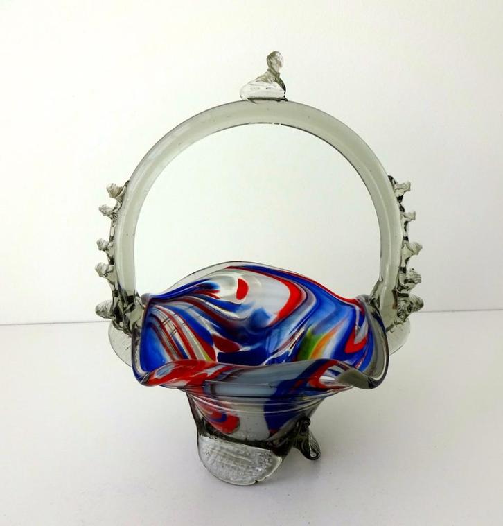Glazen schaal mand helder rood blauw hengsel Murano 3540-s, Antiek en Kunst, Antiek | Glas en Kristal, Ophalen of Verzenden