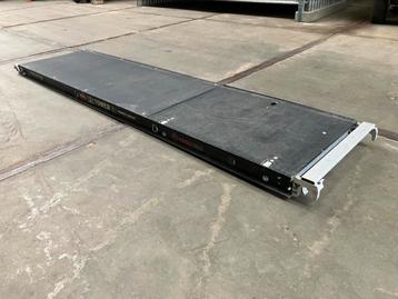 Altrex rolsteiger platform loopplank Tower 5 245 fiberdeck beschikbaar voor biedingen