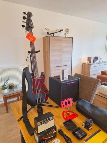 Merk basgitaar set zeer compleet 2 mnd jong 22 mnd garantie! beschikbaar voor biedingen